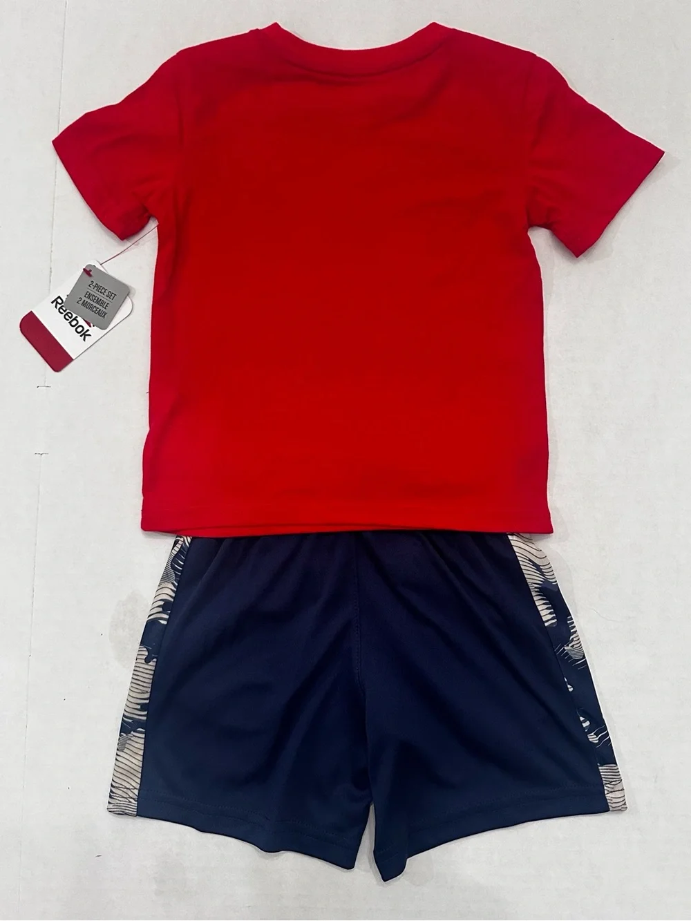 Reebok Toddler Boys Size 2T Red Graphic T-Shirt and Navy Blue Shorts Set NWT's